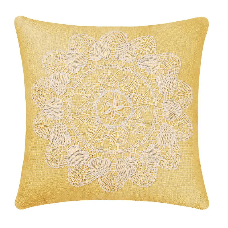 Silk Pillows for Smooth Skin and HairLinen Pillow with Lace