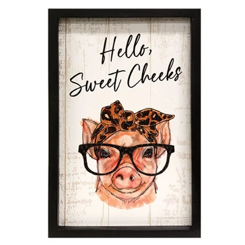 Bed skirts with a child - friendly printHello Sweet Cheeks Piggy Frame