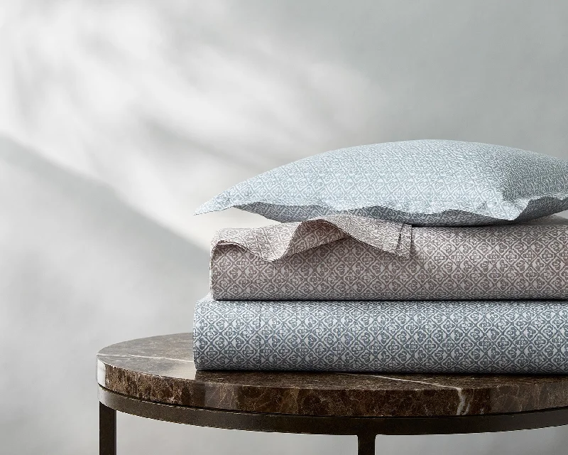 Moisture - Wicking Cotton Sheets for a Dry and Comfortable SleepCatarina | Flat Sheet