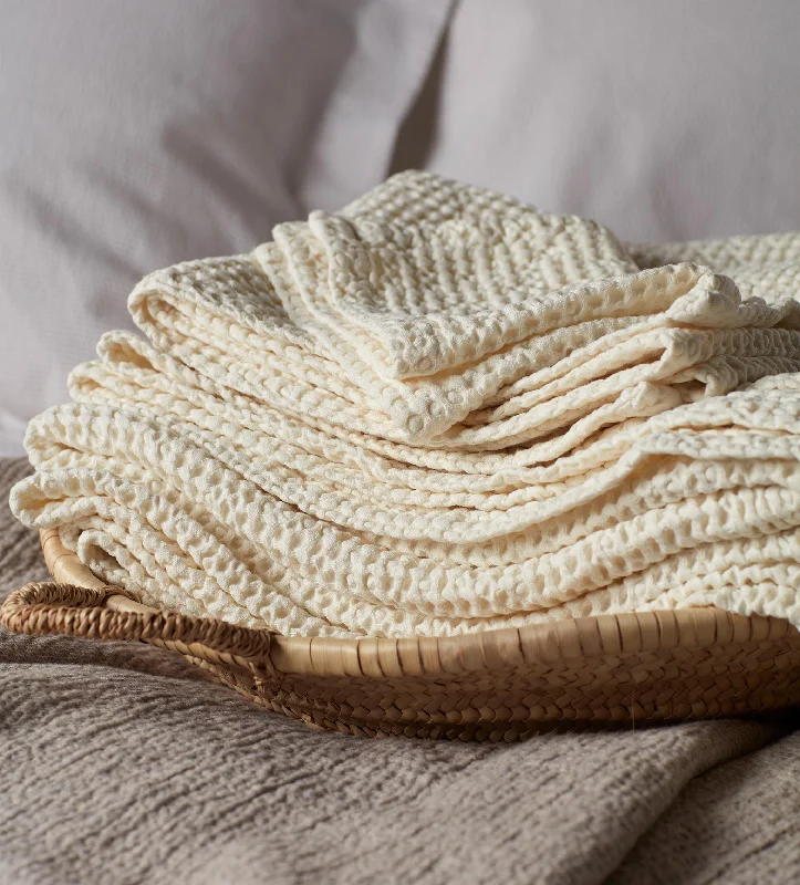 Organic Flannel Sheets for a Natural and Warm SleepCream 100% Cotton Waffle Towels