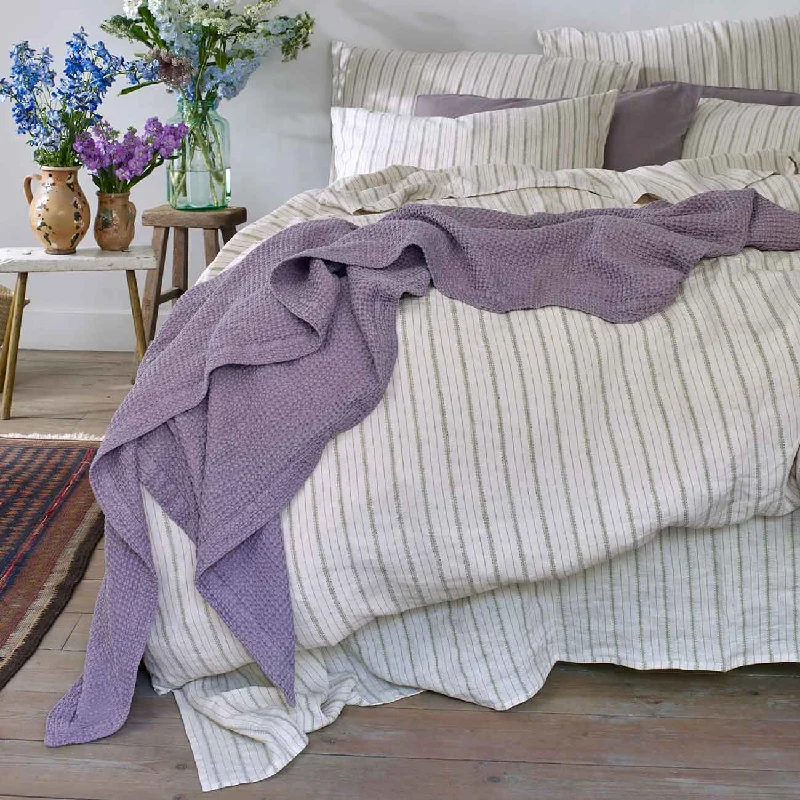 Knitted chunky cable knit throw blankets​Elderberry Waffle Cotton Throw
