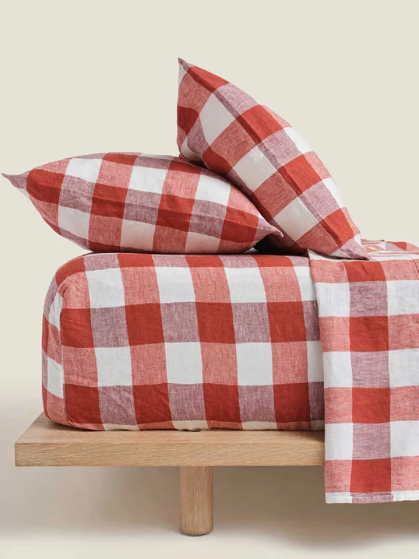 Jersey - Knit Sheets for a Comfortable and Casual Bed100% Linen Fitted Sheet in Paprika
