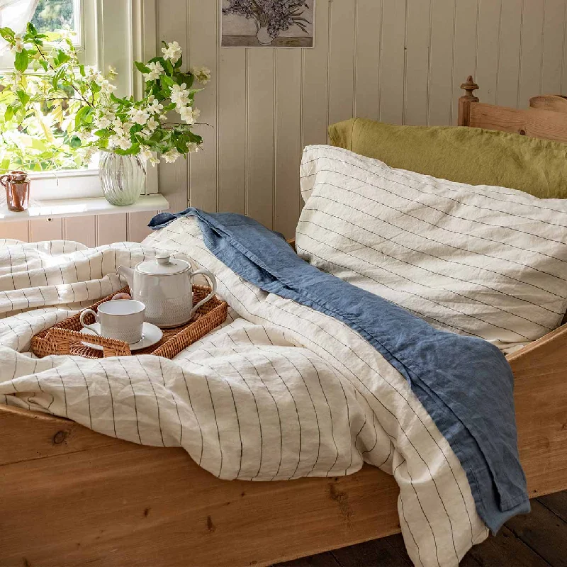 Polyester - Cotton Blend Sheets for Durability and ComfortBlueberry 100% Linen Flat Sheet