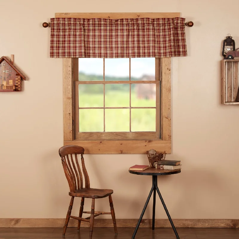 Bed skirts with a damask pattern for an elegant lookBeckham Plaid Valance 16x60
