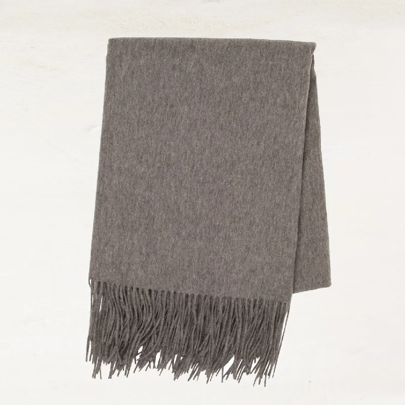 Outdoor picnic checkered gingham blanketsMohair blankets with a unique sheen and softnessHeather Grey Cashmere Throw Blanket Outdoor picnic checkered gingham blanketsMohair blankets with a unique sheen and softnessHeather Grey Cashmere Throw Blanket