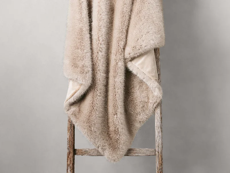 Luxury cashmere winter blanketsWool blankets with natural warmth and insulationFairbanks Faux Fur Throw in Dune Luxury cashmere winter blanketsWool blankets with natural warmth and insulationFairbanks Faux Fur Throw in Dune