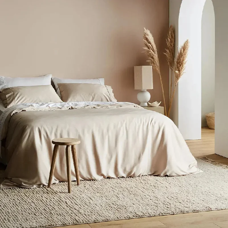 Fitted Sheets with Reinforced Corners for Long - Lasting UseSignature Sateen Basic CleanBamboo® Bedding Bundle