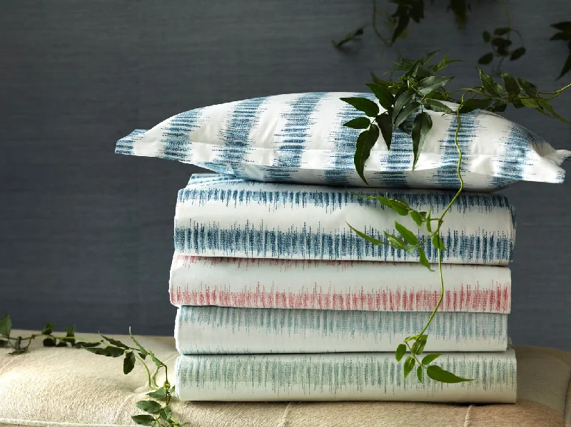 Organic Flannel Sheets for a Natural and Warm SleepAttleboro Schumacher Collection | Flat Sheet