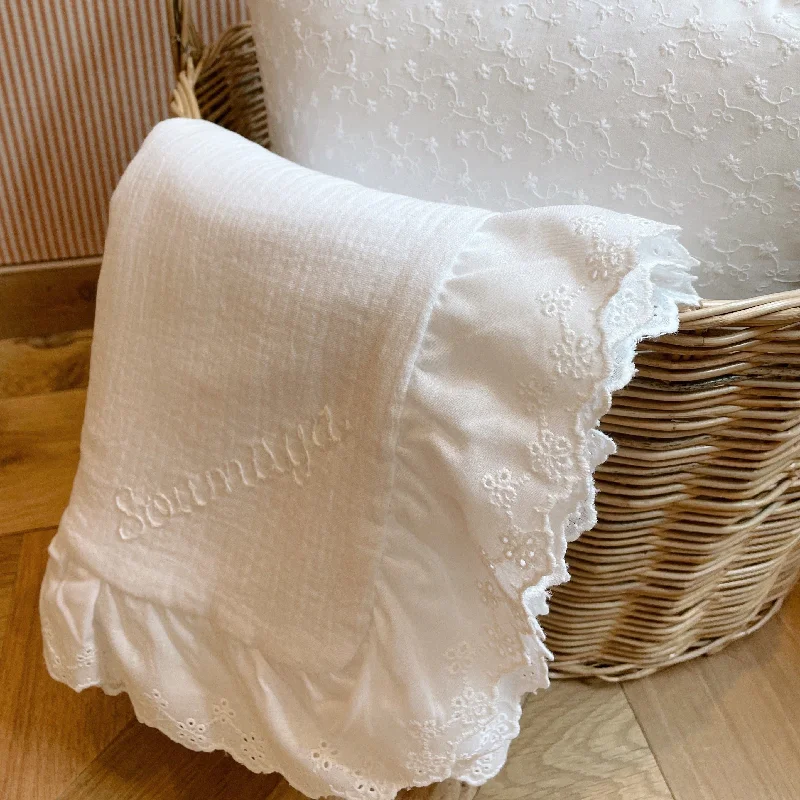 Pet - friendly machine washable dog blankets​Baby blanket - White