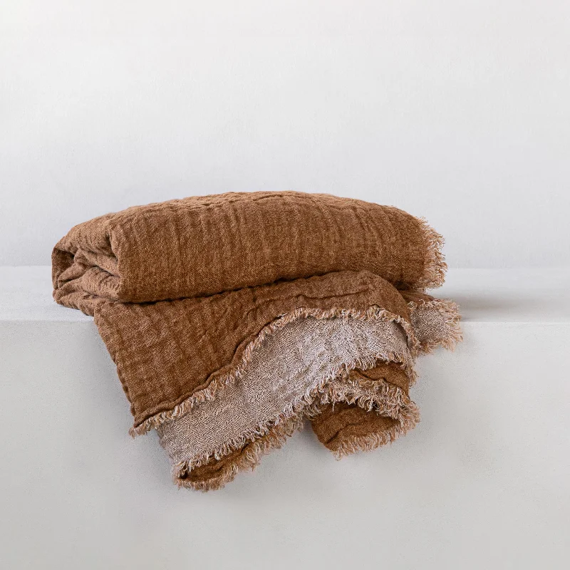 Outdoor stadium seat warm - up blanketsCrush Double Linen Throw Blanket - Russo/Sable Outdoor stadium seat warm - up blanketsCrush Double Linen Throw Blanket - Russo/Sable