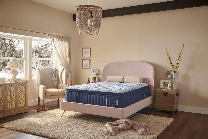 Latex mattresses with natural bounce and breathabilityStearns & Foster Estate® 15" Soft Pillow Top Mattress Latex mattresses with natural bounce and breathabilityStearns & Foster Estate® 15" Soft Pillow Top Mattress