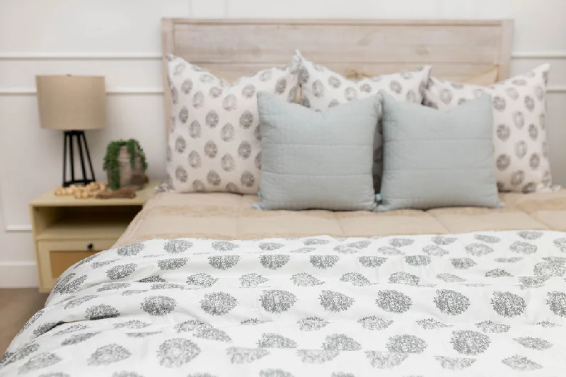 Hypoallergenic bamboo fiber blankets​Kate Blanket