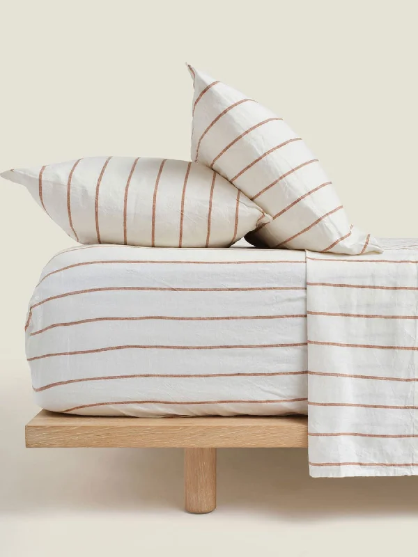 Quilted Cotton Sheets for a Warm and Inviting Bed100% Linen Fitted Sheet in Tobacco Stripes Quilted Cotton Sheets for a Warm and Inviting Bed100% Linen Fitted Sheet in Tobacco Stripes