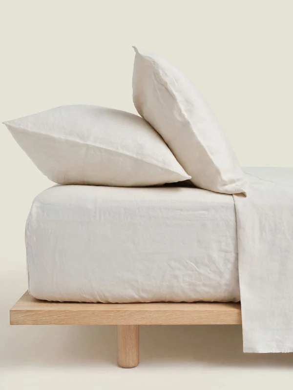 Polyester - Cotton Blend Sheets for Durability and Comfort100% Linen Fitted Sheet in Cream Polyester - Cotton Blend Sheets for Durability and Comfort100% Linen Fitted Sheet in Cream
