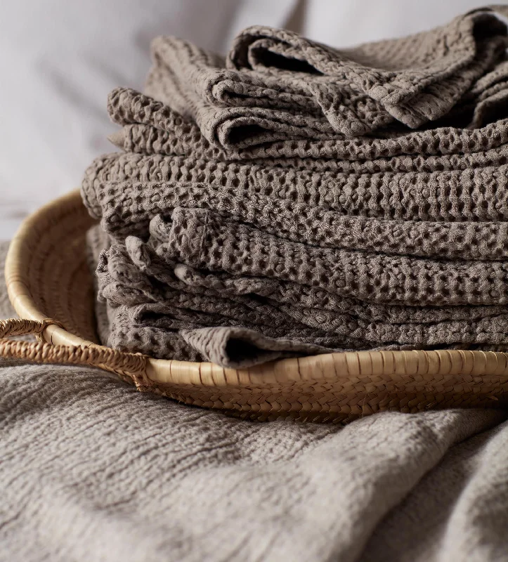 Thermal - Regulating Bamboo Sheets for All - Season ComfortTaupe 100% Cotton Waffle Towels