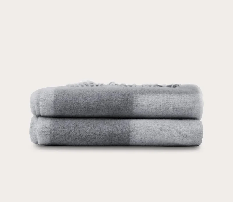 Memory foam weighted relaxation blanketsSynthetic fiber blend blankets for a budget - friendly choiceBlu Sleep Alpina Cashmere Throw Blanket Memory foam weighted relaxation blanketsSynthetic fiber blend blankets for a budget - friendly choiceBlu Sleep Alpina Cashmere Throw Blanket