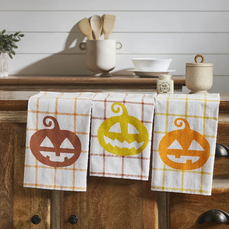 Polyester bed skirts for easy care and durabilityCountry Halloween Tea Towel Set of 3 19x28 Polyester bed skirts for easy care and durabilityCountry Halloween Tea Towel Set of 3 19x28