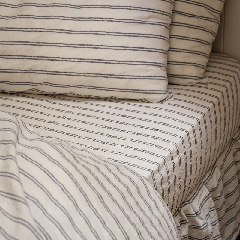 Quilted Cotton Sheets for a Warm and Inviting BedIvory Kemptown Stripe Linen Blend Fitted Sheet Quilted Cotton Sheets for a Warm and Inviting BedIvory Kemptown Stripe Linen Blend Fitted Sheet