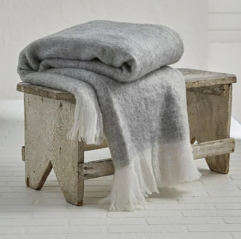 Memory foam weighted relaxation blankets​Zara Throw Gray
