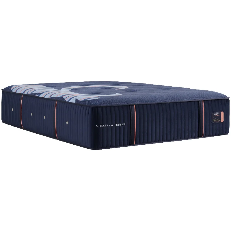 Queen - size mattresses for couples and standard bedroomsStearns and Foster Reserve Medium Mattress Queen - size mattresses for couples and standard bedroomsStearns and Foster Reserve Medium Mattress