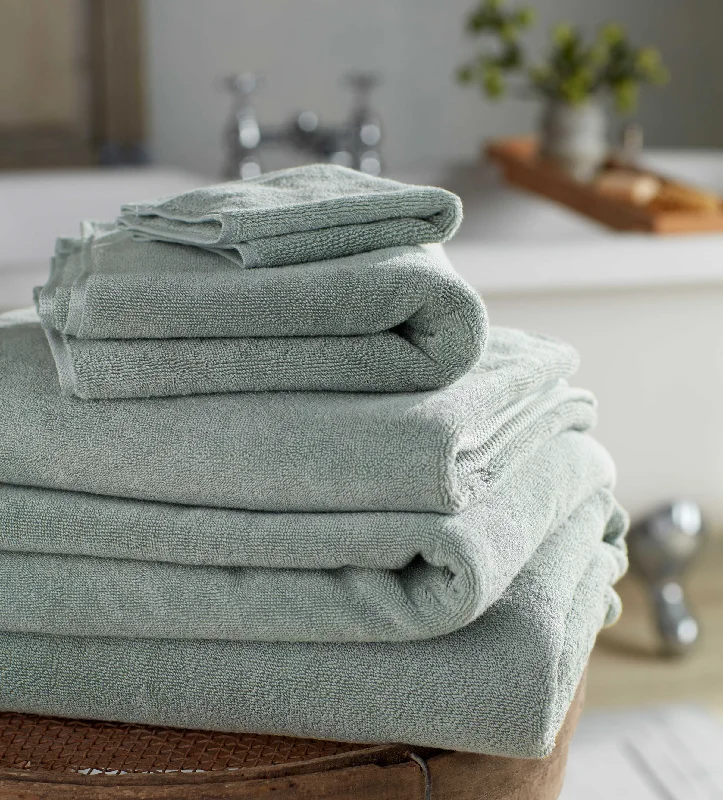 Quilted Cotton Sheets for a Warm and Inviting BedSage Green Luxury Organic 600 100% Cotton Towels