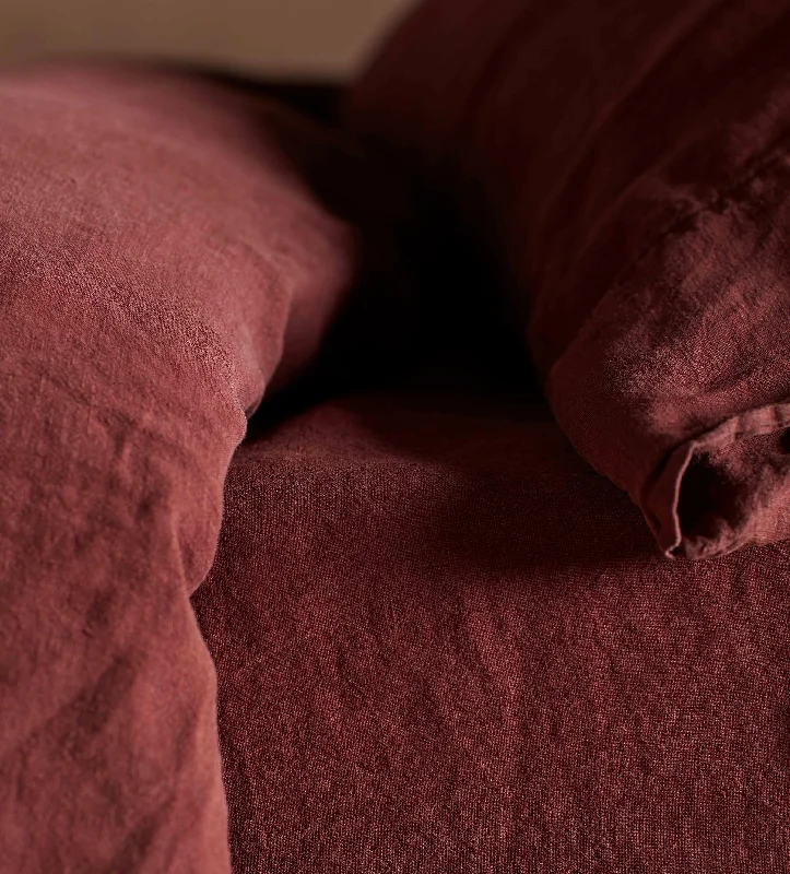 Hypoallergenic Silk Sheets for Sensitive SleepersConker 100% Linen Fitted Sheet