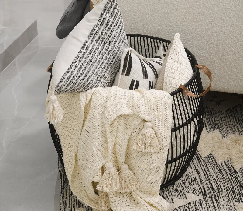 Super soft microfiber baby blanketsCashmere blankets for ultimate softness and luxuryVilla by Classic Home Veda Knit Throw Blanket Super soft microfiber baby blanketsCashmere blankets for ultimate softness and luxuryVilla by Classic Home Veda Knit Throw Blanket