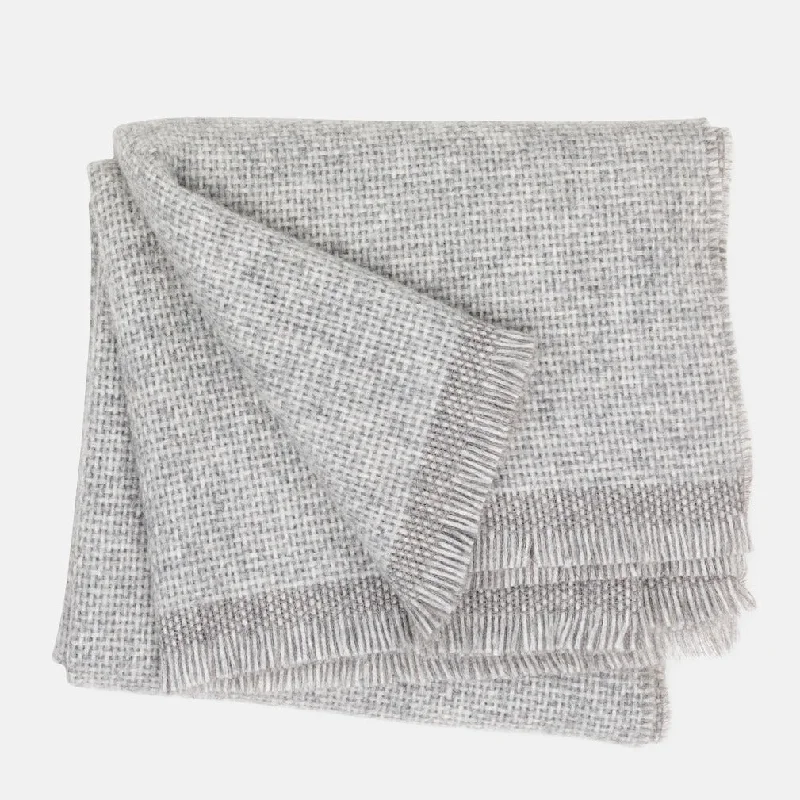 Toddler - proof washable kids play blanketsLinen blankets with a rustic and textured lookGrey Azolla Alpaca Wool Throw Blanket Toddler - proof washable kids play blanketsLinen blankets with a rustic and textured lookGrey Azolla Alpaca Wool Throw Blanket