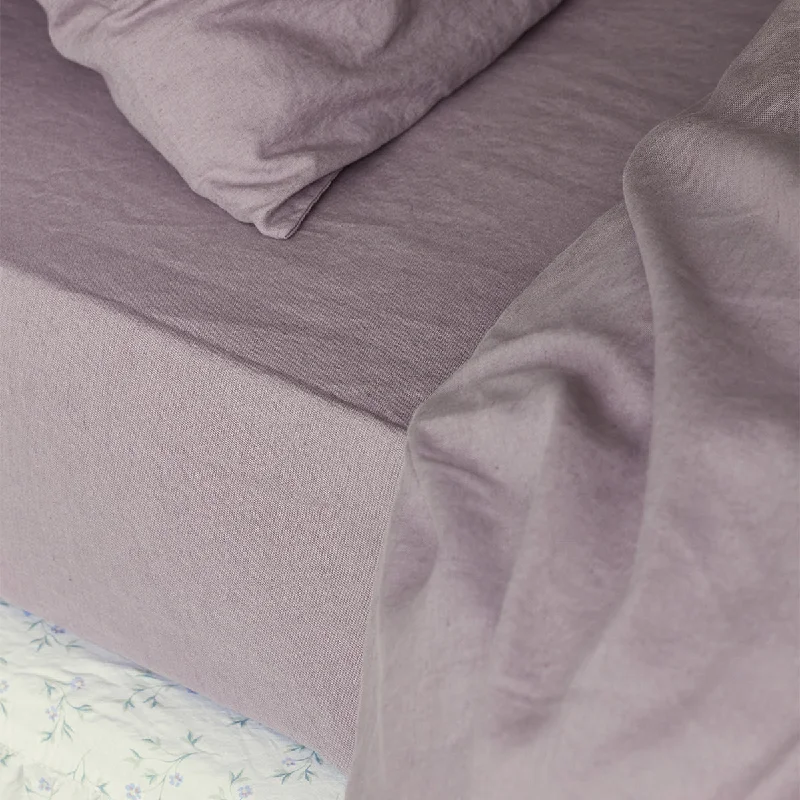 Wrinkle - Free Polyester Sheets for a Low - Maintenance BedElderberry Linen Blend Fitted Sheet Wrinkle - Free Polyester Sheets for a Low - Maintenance BedElderberry Linen Blend Fitted Sheet