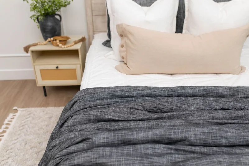 Solar - powered rechargeable heated blankets​Taylor Luxe Blanket
