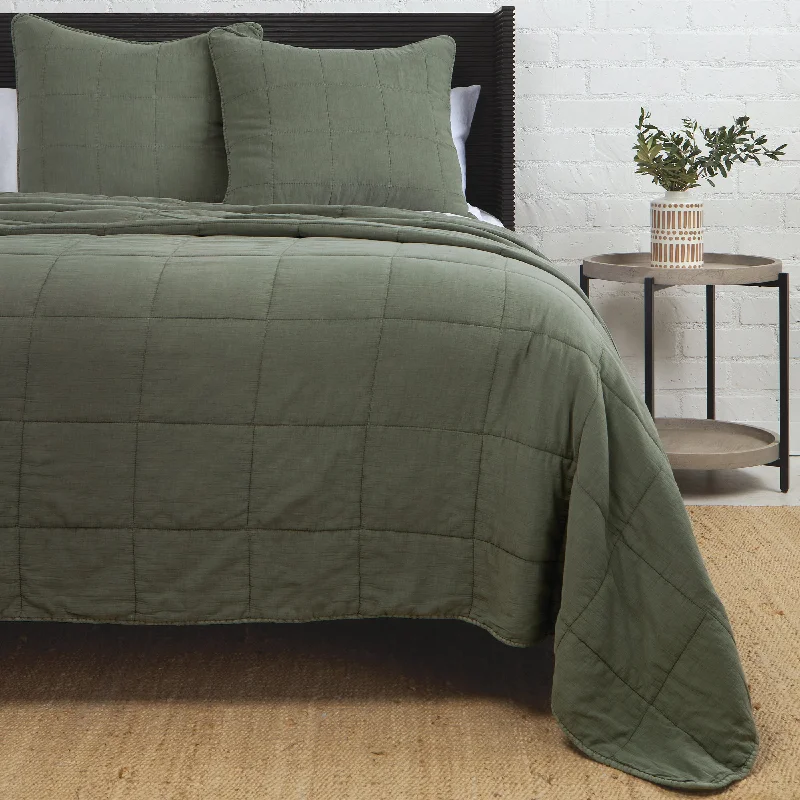 Faux fur animal print throw blankets​Antwerp Coverlet