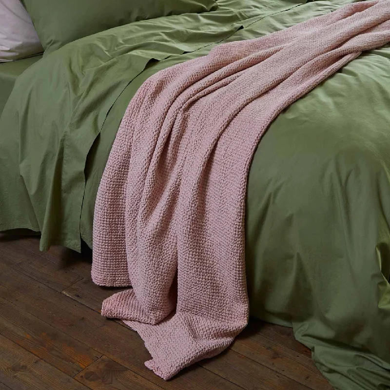 Reversible plaid pattern wool blankets​French Rose Waffle Cotton Throw