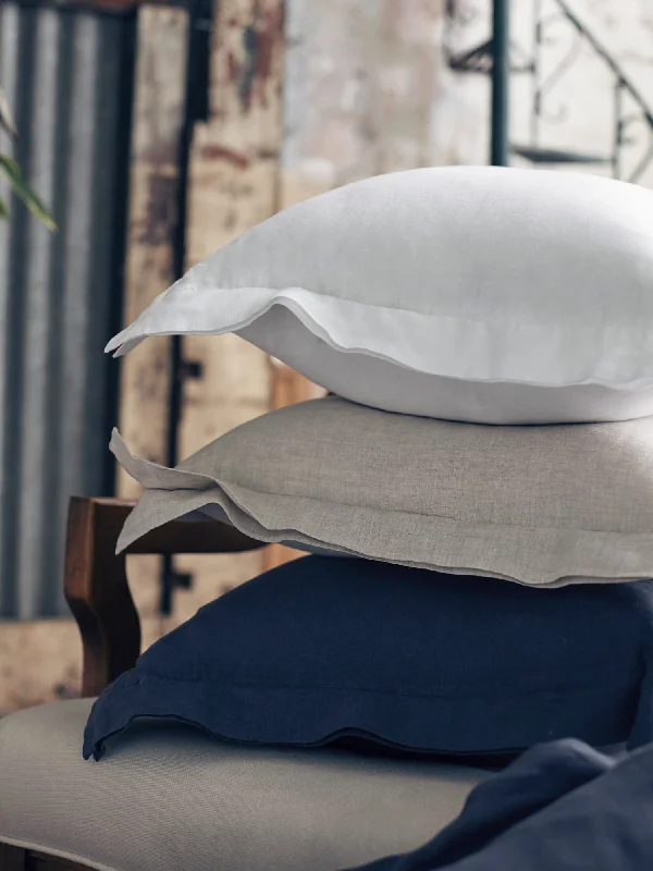 Hypoallergenic Silk Sheets for Sensitive SleepersVintage Linen Dec Pillow