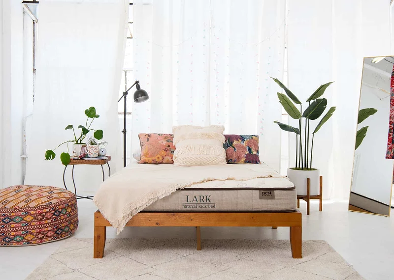 Latex mattresses with natural bounce and breathabilityLark Natural Kids Bed