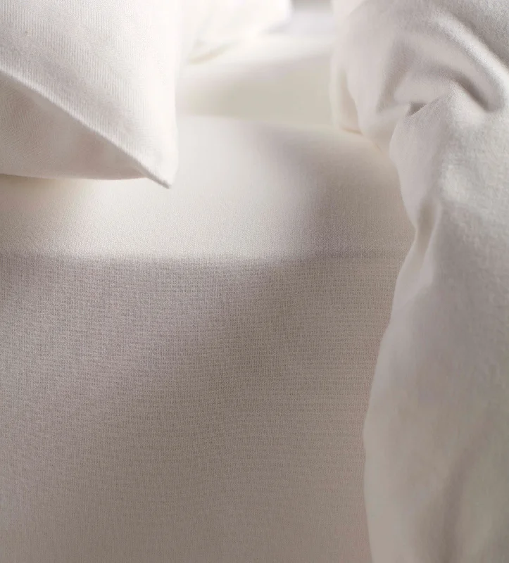 Flat Sheets with a High - Quality Finish for a Luxurious LookWhite Brushed 100% Organic Cotton Fitted Sheet