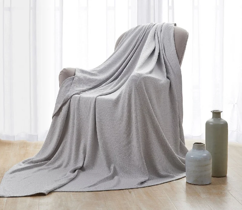 Outdoor camping lightweight polyester blanketsRayon from bamboo blankets for a silky and breathable feelHotel Grand Luxurious Thermal Cotton Blanket Outdoor camping lightweight polyester blanketsRayon from bamboo blankets for a silky and breathable feelHotel Grand Luxurious Thermal Cotton Blanket