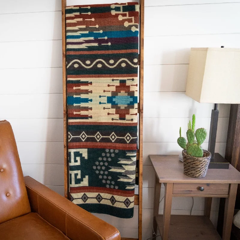 Pet - friendly machine washable dog blanketsKing - size blankets to cover large beds comfortablyAlpaca Threadz Andean Alpaca Wool Blanket - Evergreen Pet - friendly machine washable dog blanketsKing - size blankets to cover large beds comfortablyAlpaca Threadz Andean Alpaca Wool Blanket - Evergreen