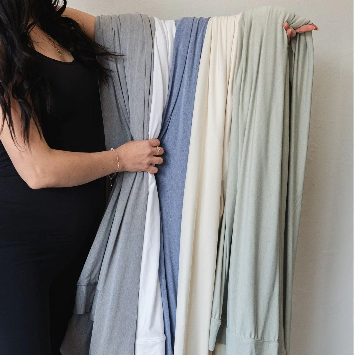 Queen - Size Sheet Sets with a European Pillowcase SetDreamFit® Bamboo Stretch-Knit DreamChill™ SPLIT HEAD (Flex Top) Sheet Set Queen - Size Sheet Sets with a European Pillowcase SetDreamFit® Bamboo Stretch-Knit DreamChill™ SPLIT HEAD (Flex Top) Sheet Set