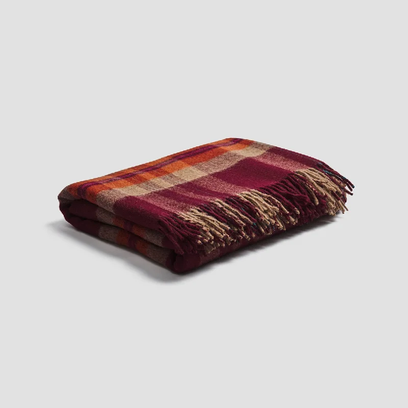 Anti - static acrylic blankets for sensitive skin​Berry Plaid Cabin Wool Blanket