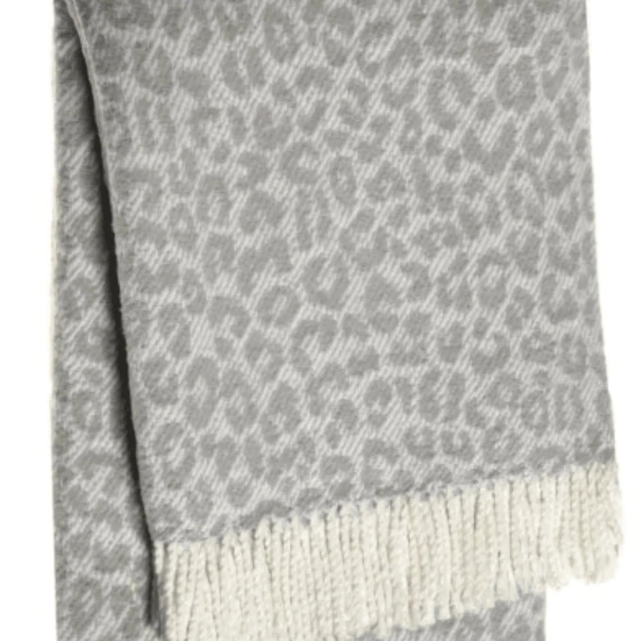 Luxury cashmere winter blanketsAlpaca wool blankets for a hypoallergenic and warm optionLeopard Print Throw - Can be Monogrammed Luxury cashmere winter blanketsAlpaca wool blankets for a hypoallergenic and warm optionLeopard Print Throw - Can be Monogrammed