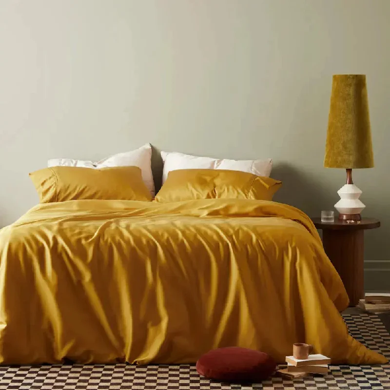 Quilted Cotton Sheets for a Warm and Inviting BedSignature Sateen Duvet Cover & Comforter Bundle