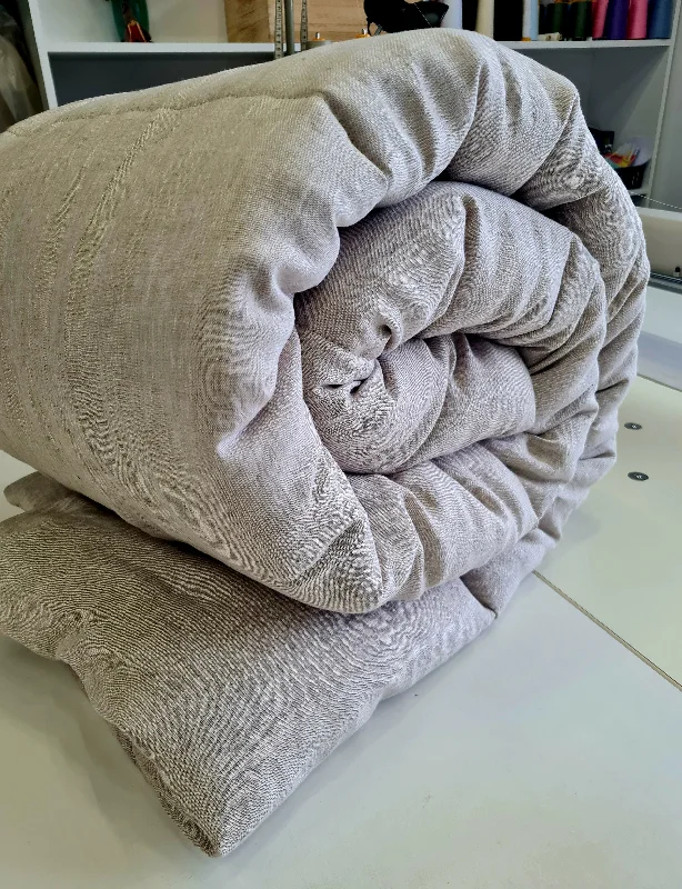 Bohemian - style fringed tapestry blankets​Fleece blankets for a cozy and plush textureWinter Organic HEMP + FLAX blanket 400 g / m2 in natural undyed linen fabric grey shade with filler created from organic Hemp fiber