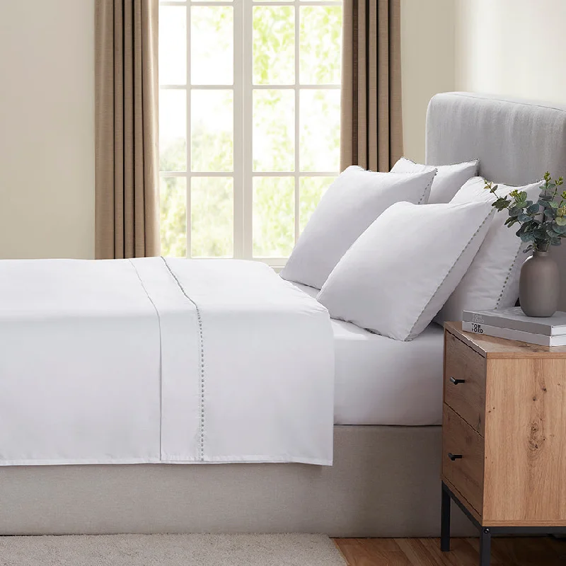 Hypoallergenic Silk Sheets for Sensitive Sleepers200 Thread Count Girona Flat Sheet - Sage