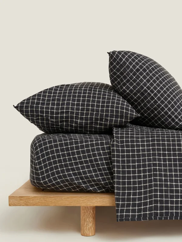 Jersey - Knit Sheets for a Comfortable and Casual Bed100% Linen Fitted Sheet in French Navy Jersey - Knit Sheets for a Comfortable and Casual Bed100% Linen Fitted Sheet in French Navy
