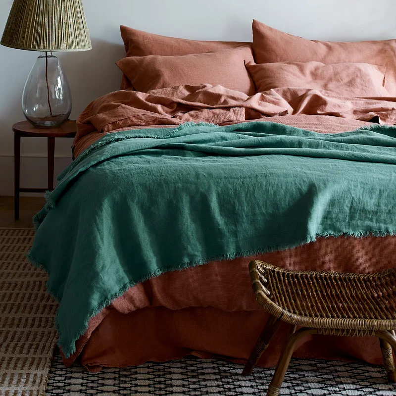 High - thread - count Egyptian cotton bed blanketsTranquil Green Linen Crinkle Throw High - thread - count Egyptian cotton bed blanketsTranquil Green Linen Crinkle Throw