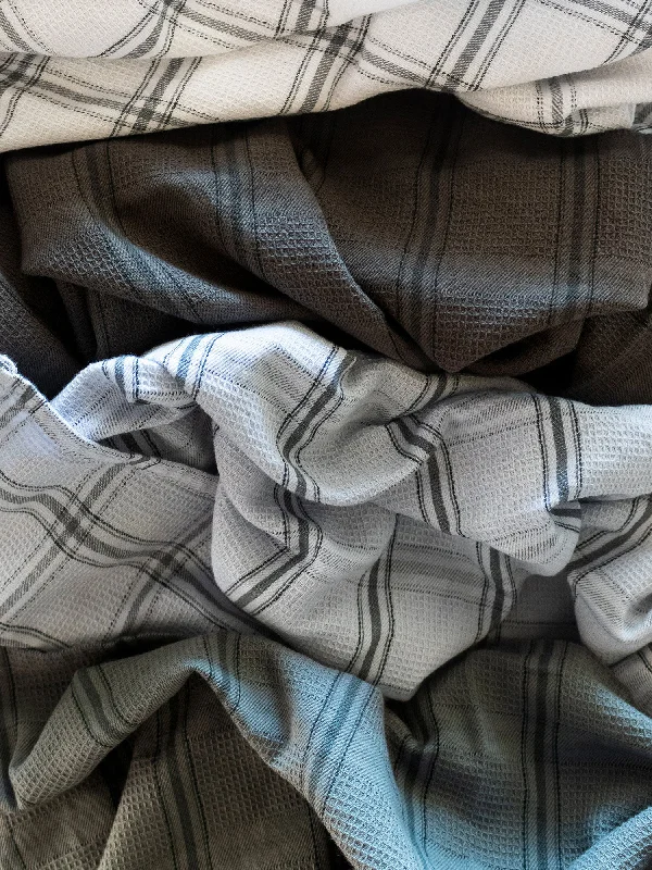 Wrinkle - Free Polyester Sheets for a Low - Maintenance BedCucina Swatch