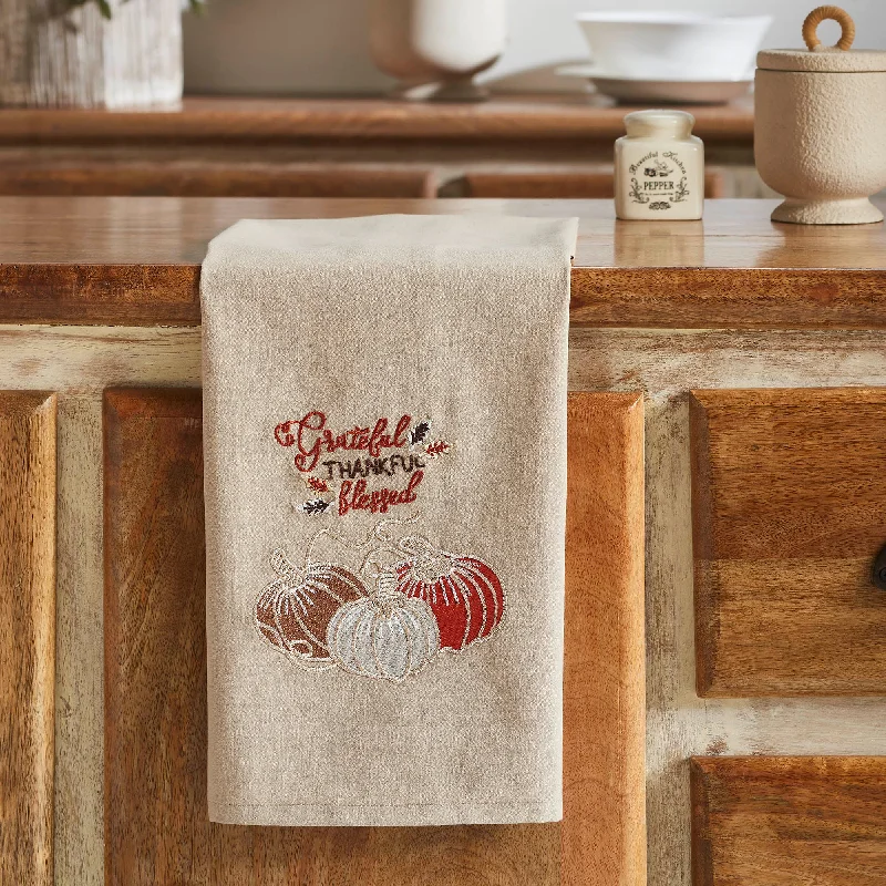 Bed skirts with a high - thread count for a quality feelGrateful Thankful Blessed Pumpkins Tea Towel 19x28 Bed skirts with a high - thread count for a quality feelGrateful Thankful Blessed Pumpkins Tea Towel 19x28