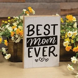 Bed skirts with a geometric print for a modern aestheticBest Mom Ever Block