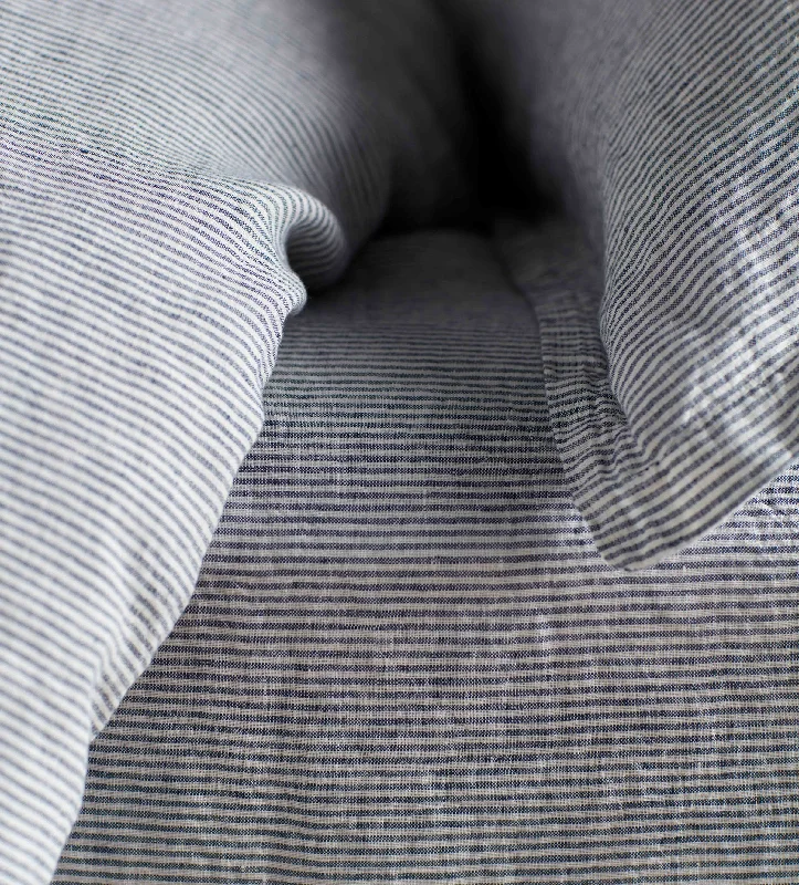 Anti - Pill Microfiber Sheets for a Smooth AppearanceFrench Blue Sid Stripe 100% Linen Fitted Sheet