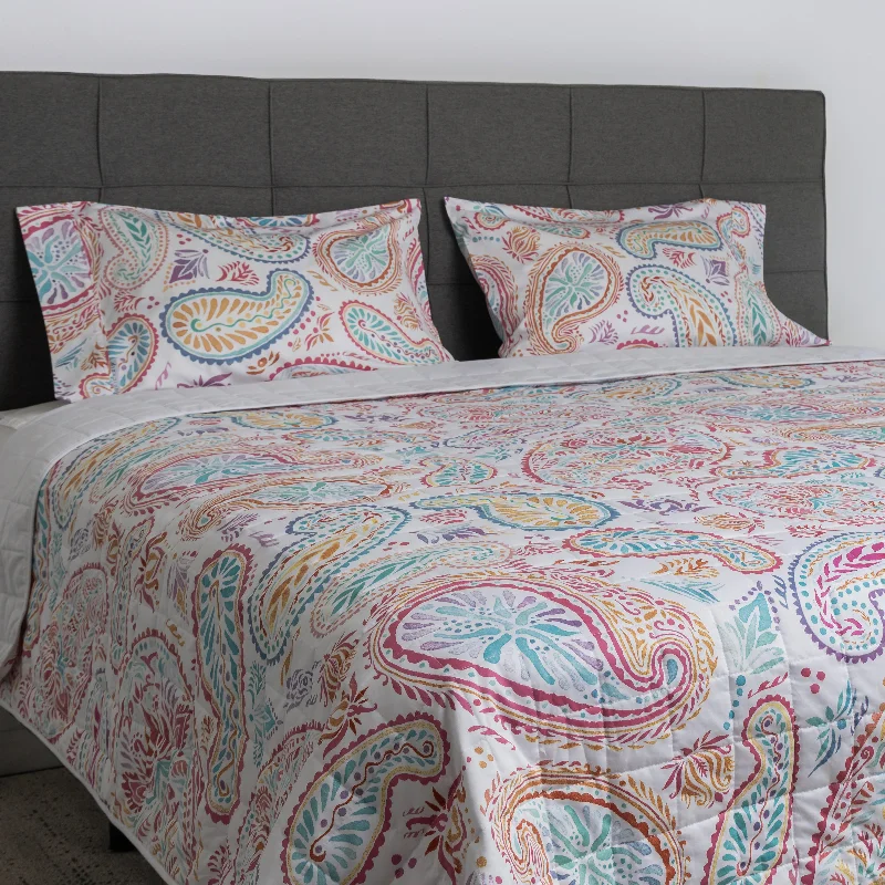 Polyester - Cotton Blend Sheets for Durability and ComfortQuilts *NEW*